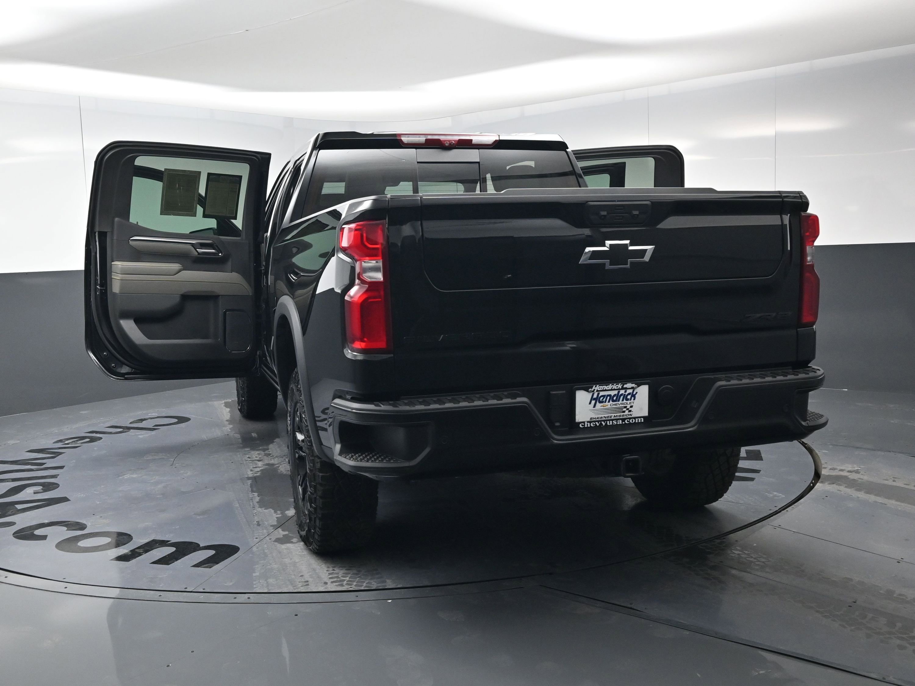 Certified 2025 Chevrolet Silverado 1500 ZR2 w/ Technology Package image 28