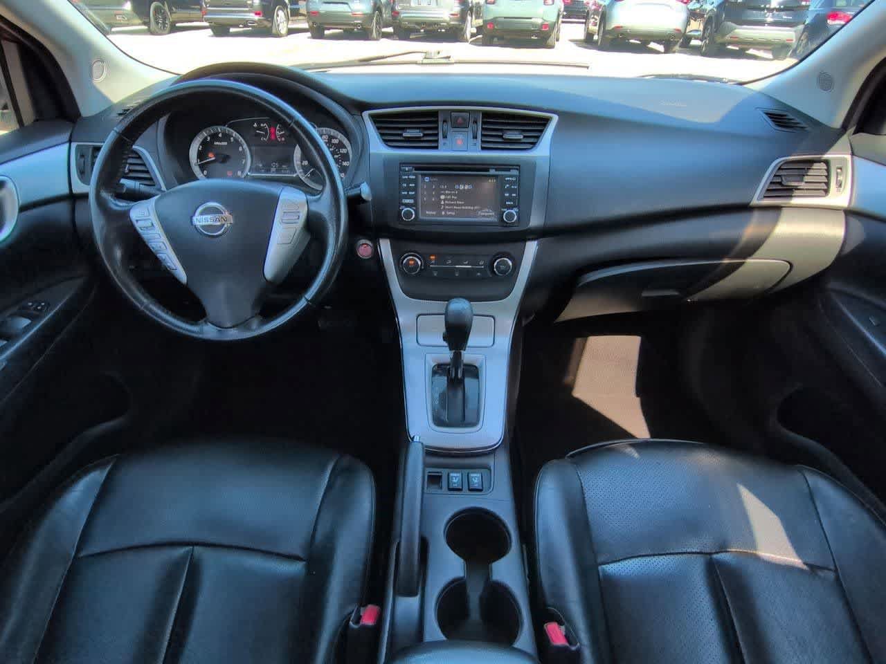 Used 2015 Nissan Sentra SR w/ SR Premium Package FWD image 13