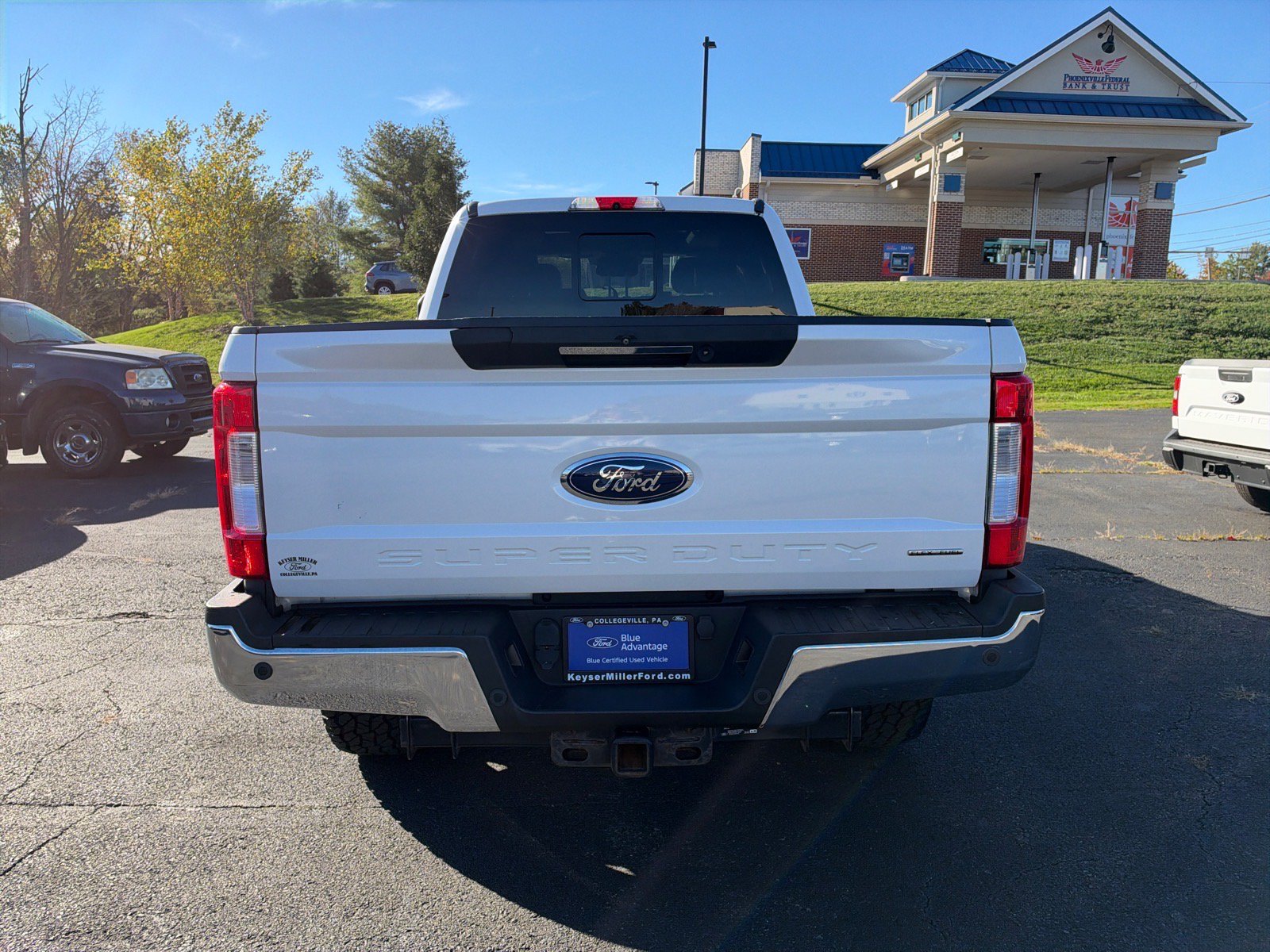 Used 2017 Ford F250 Lariat w/ Lariat Ultimate Package AWD/4WD image 12