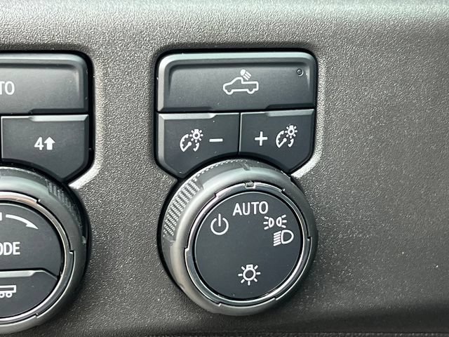 Used 2024 Chevrolet Silverado 1500 LT AWD/4WD image 22