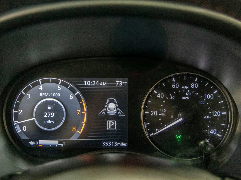 Used 2023 Nissan Kicks SR FWD image 18