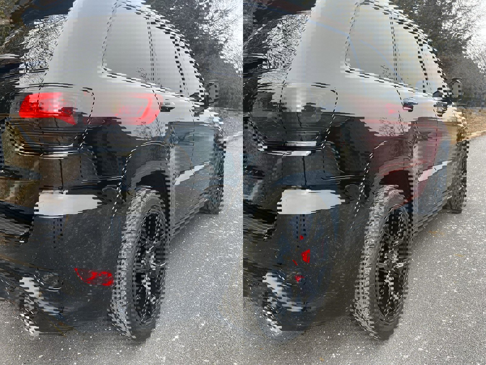 Used 2018 Jeep Grand Cherokee SRT image 54