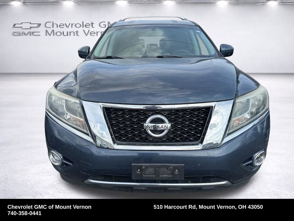 Used 2015 Nissan Pathfinder SV w/ Trailer Tow Package image 8