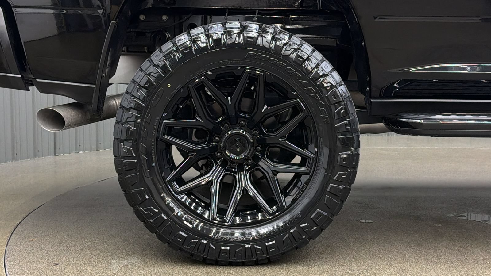 Used 2025 RAM 2500 Laramie w/ Night Edition AWD/4WD image 11