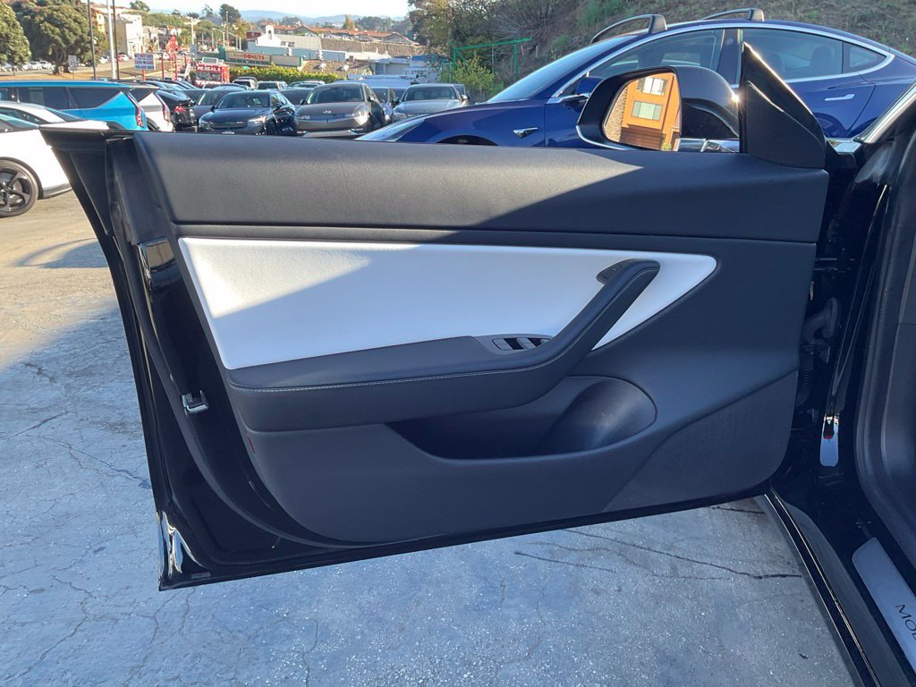 Used 2020 Tesla Model 3 Performance AWD/4WD image 22