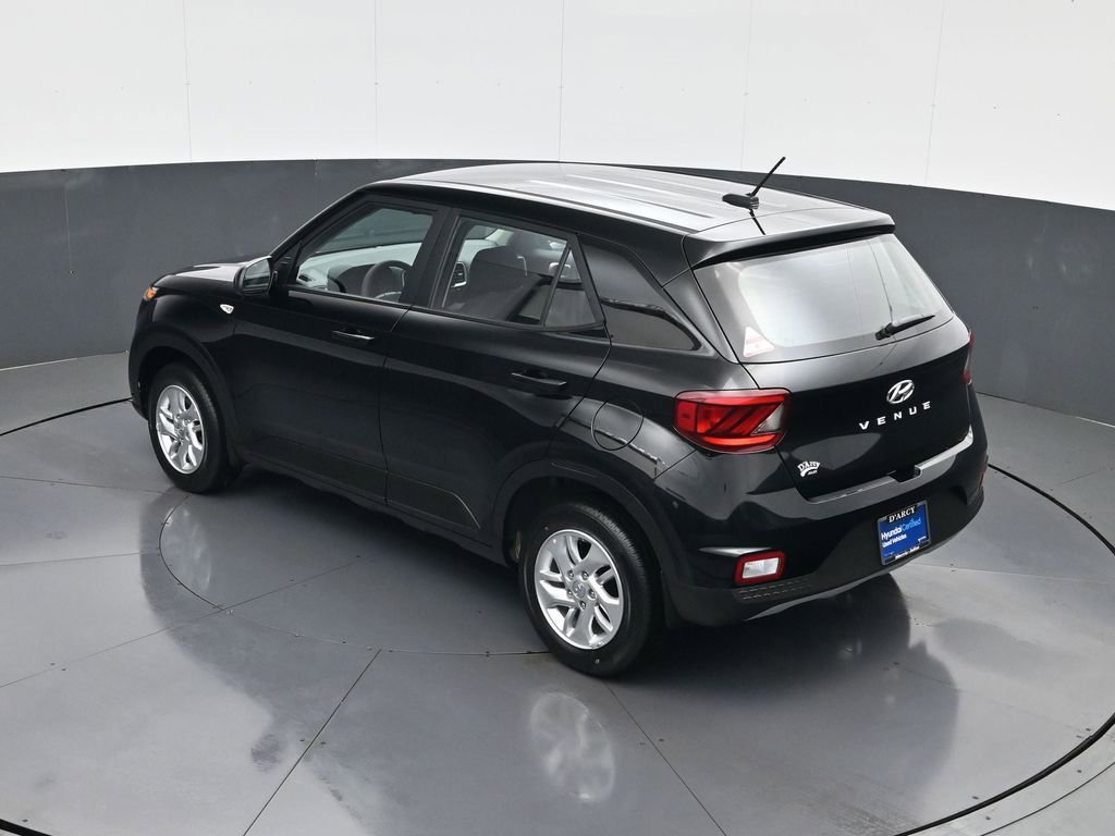 Certified 2026 Hyundai Venue SE image 19