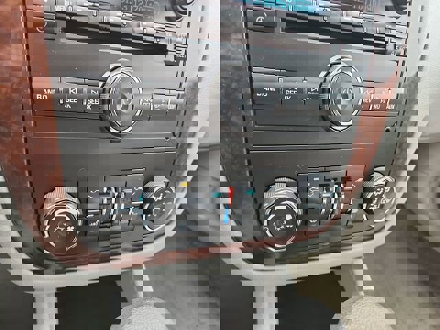 Used 2011 Chevrolet Impala LT w/ Luxury Edition Package image 15