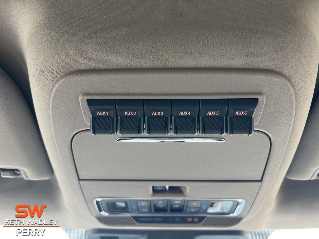 New 2025 Ford F350 Platinum w/ Platinum Plus Package image 24