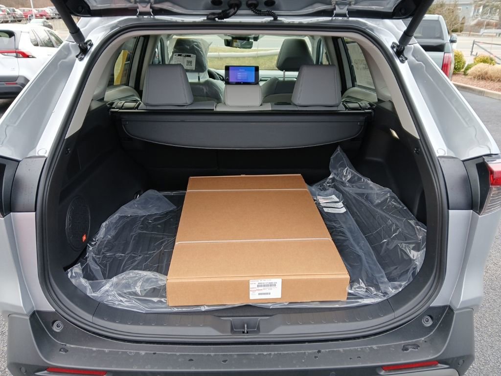 New 2025 Toyota RAV4 Limited image 10