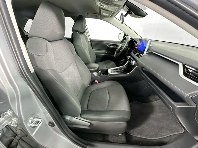 Used 2024 Toyota RAV4 XLE FWD image 26
