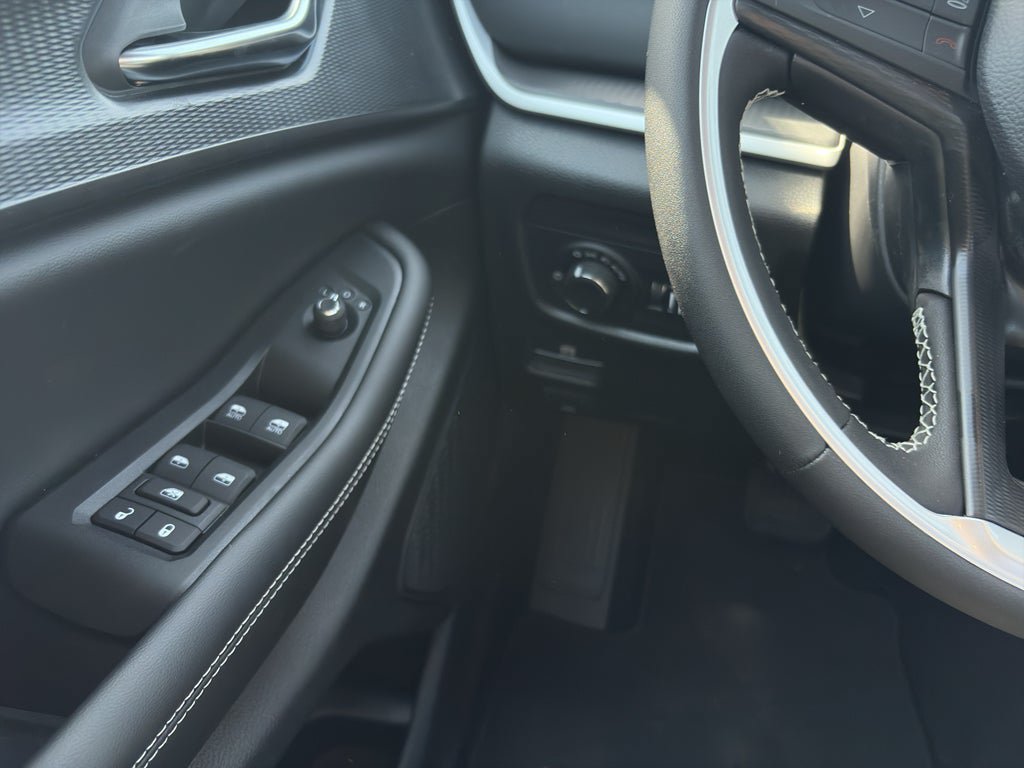 New 2026 Jeep Grand Cherokee L Laredo AWD/4WD image 23