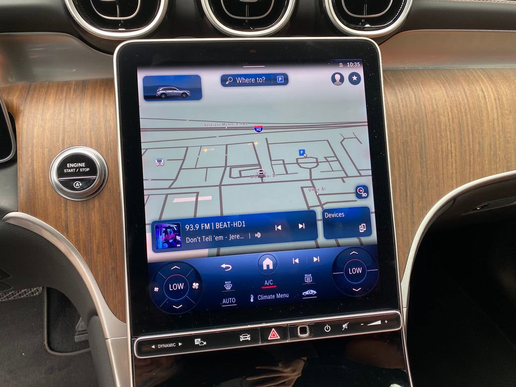 Used 2024 Mercedes-Benz GLC 300 4MATIC image 34