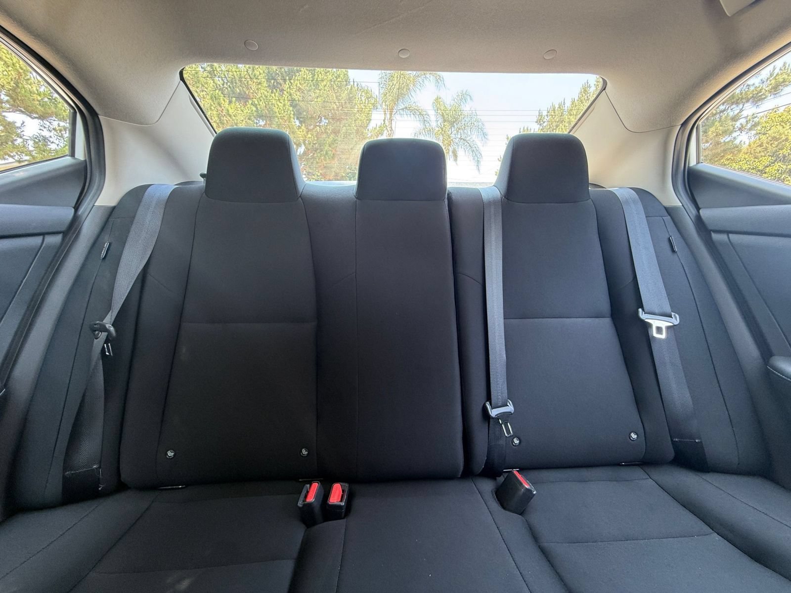 Used 2025 Nissan Sentra S FWD image 35