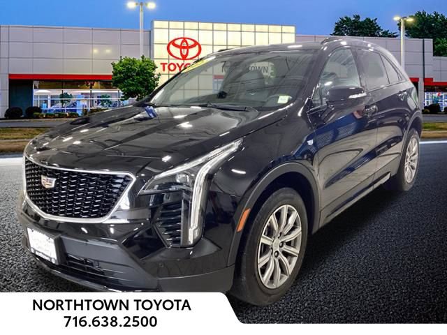 Used 2023 Cadillac XT4 Sport w/ Cold Weather Package AWD/4WD image 3
