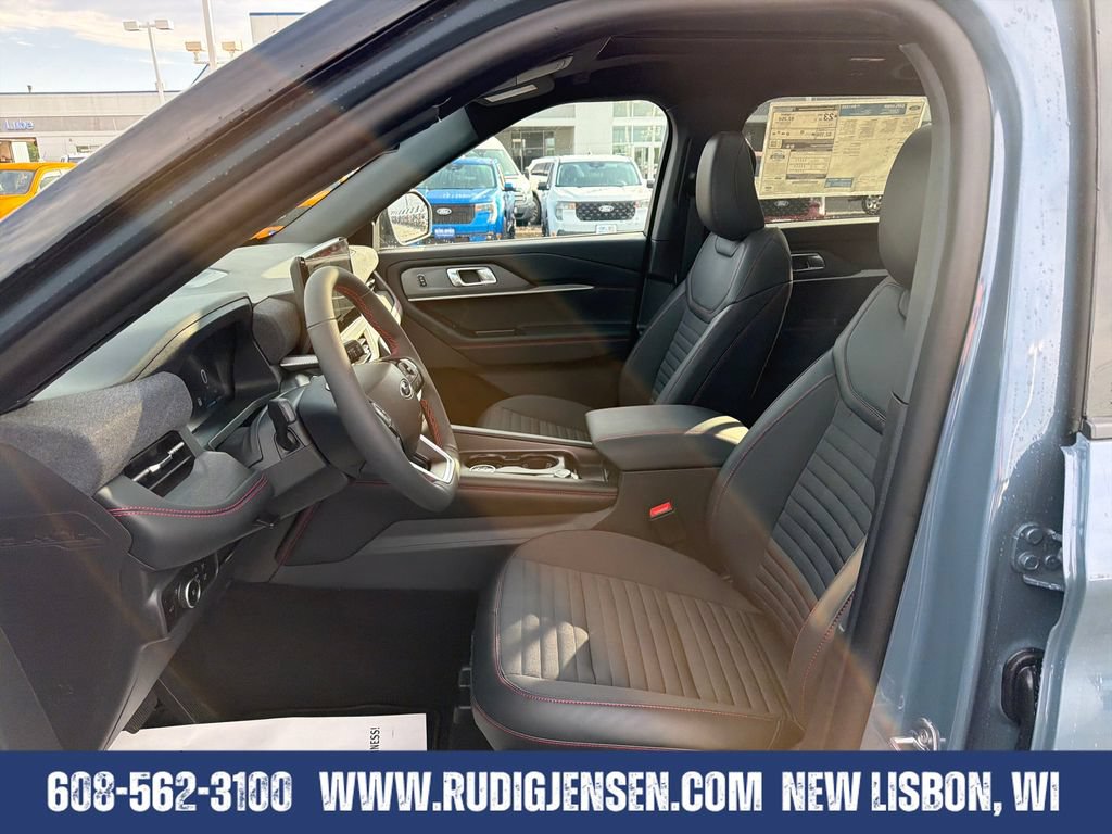 New 2026 Ford Explorer ST-Line w/ ST-Line Street Pack AWD/4WD image 11