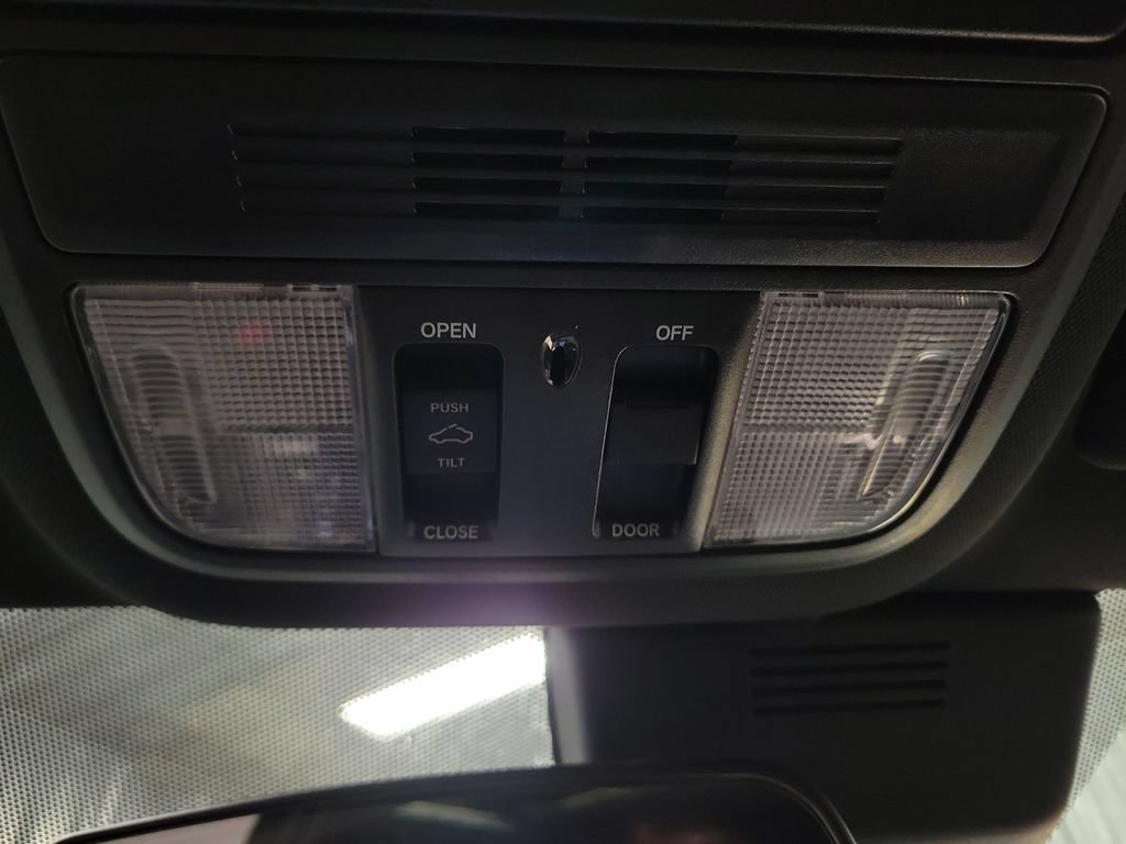 Used 2020 Honda Accord Sport image 22