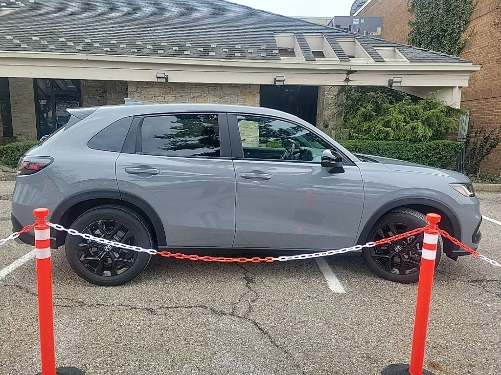 Used 2024 Honda HR-V Sport image 7