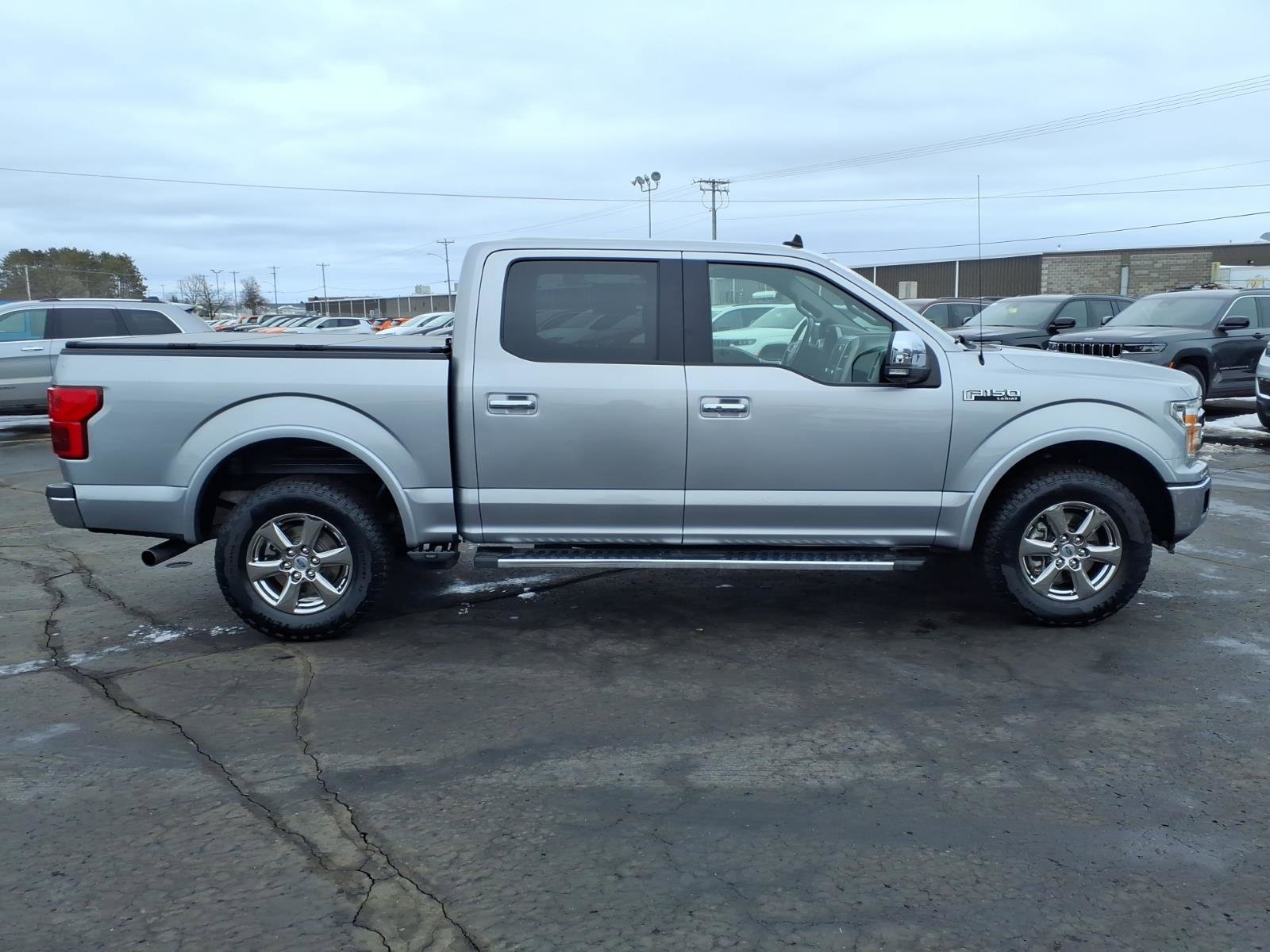 Used 2020 Ford F150 Lariat image 2