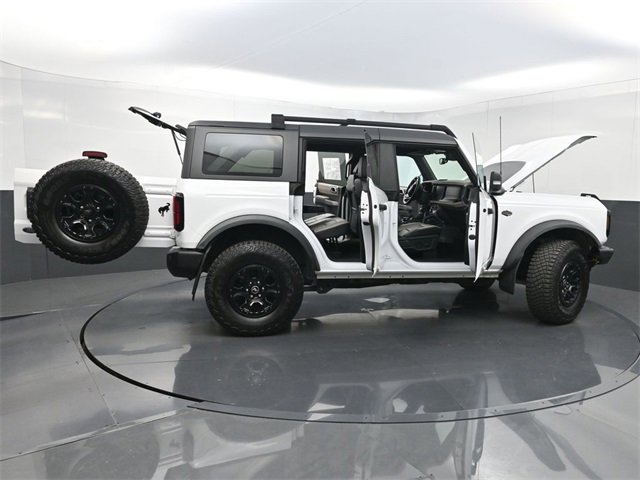 Used 2022 Ford Bronco Wildtrak image 43