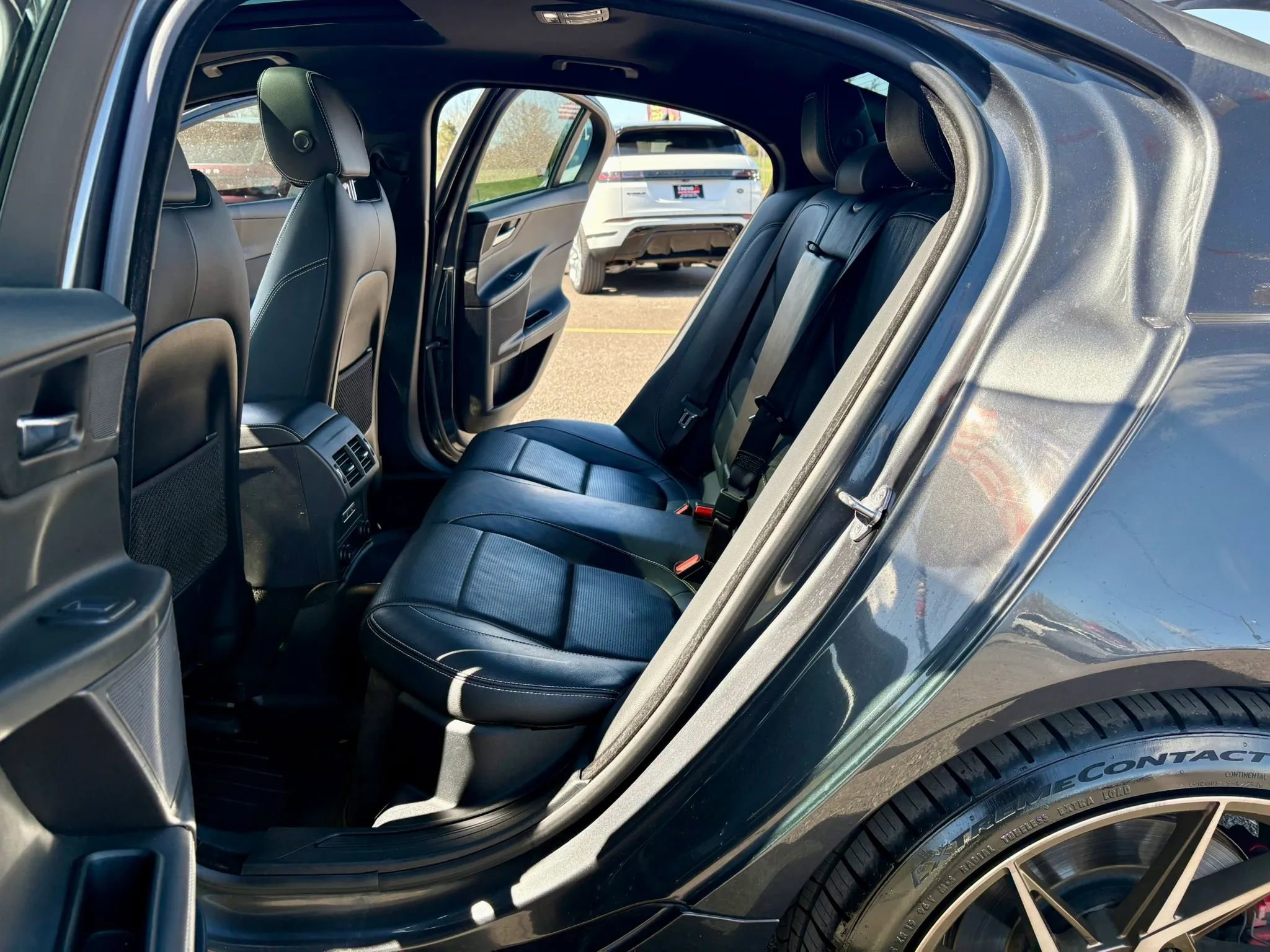 Used 2018 Jaguar XE S AWD/4WD image 18