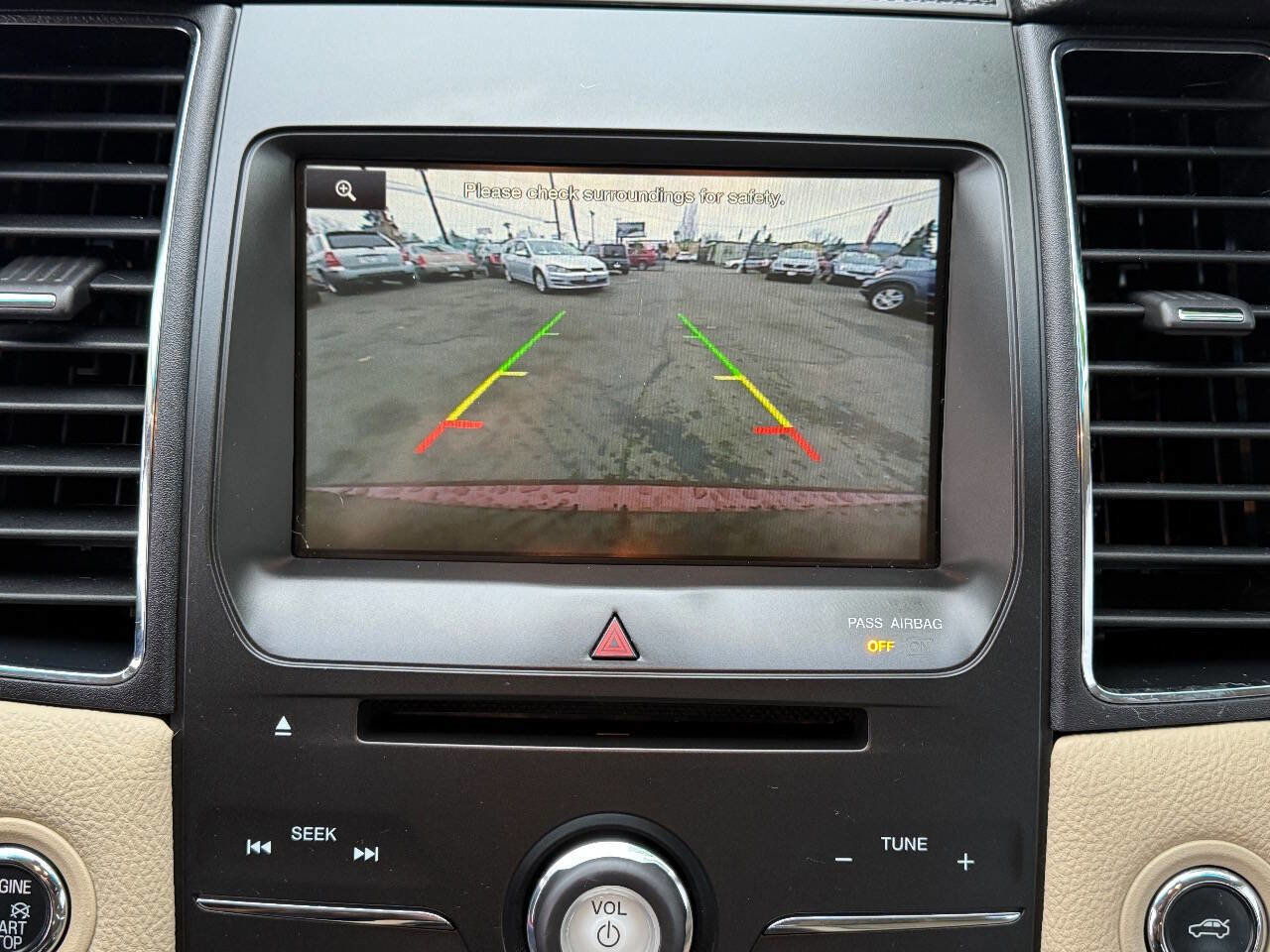 Used 2015 Ford Taurus SEL w/ Equipment Group 201A image 25