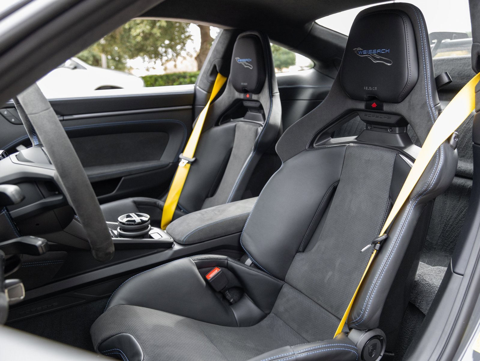 Certified 2025 Porsche 911 GT3 image 5