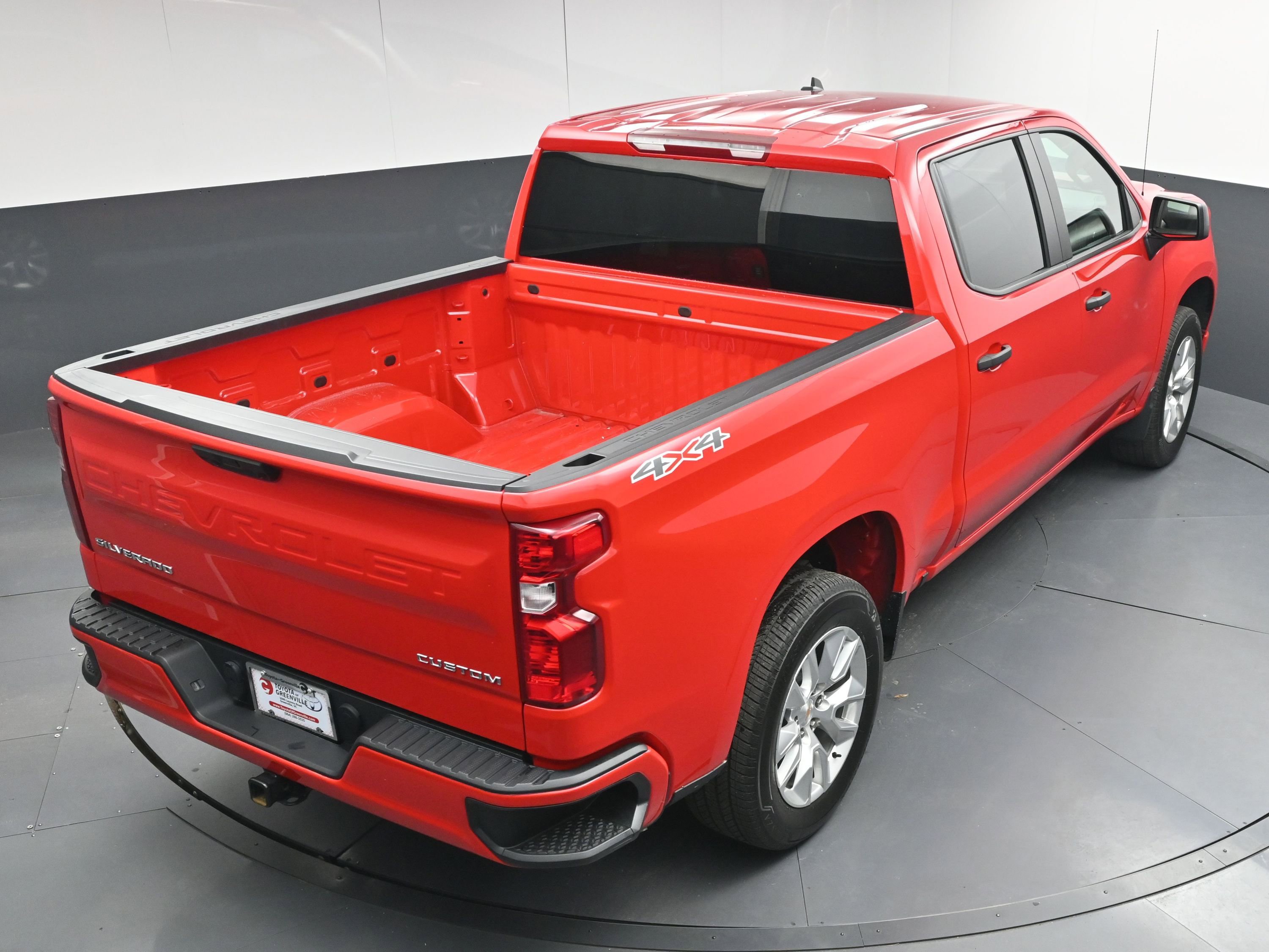 Used 2025 Chevrolet Silverado 1500 Custom image 34