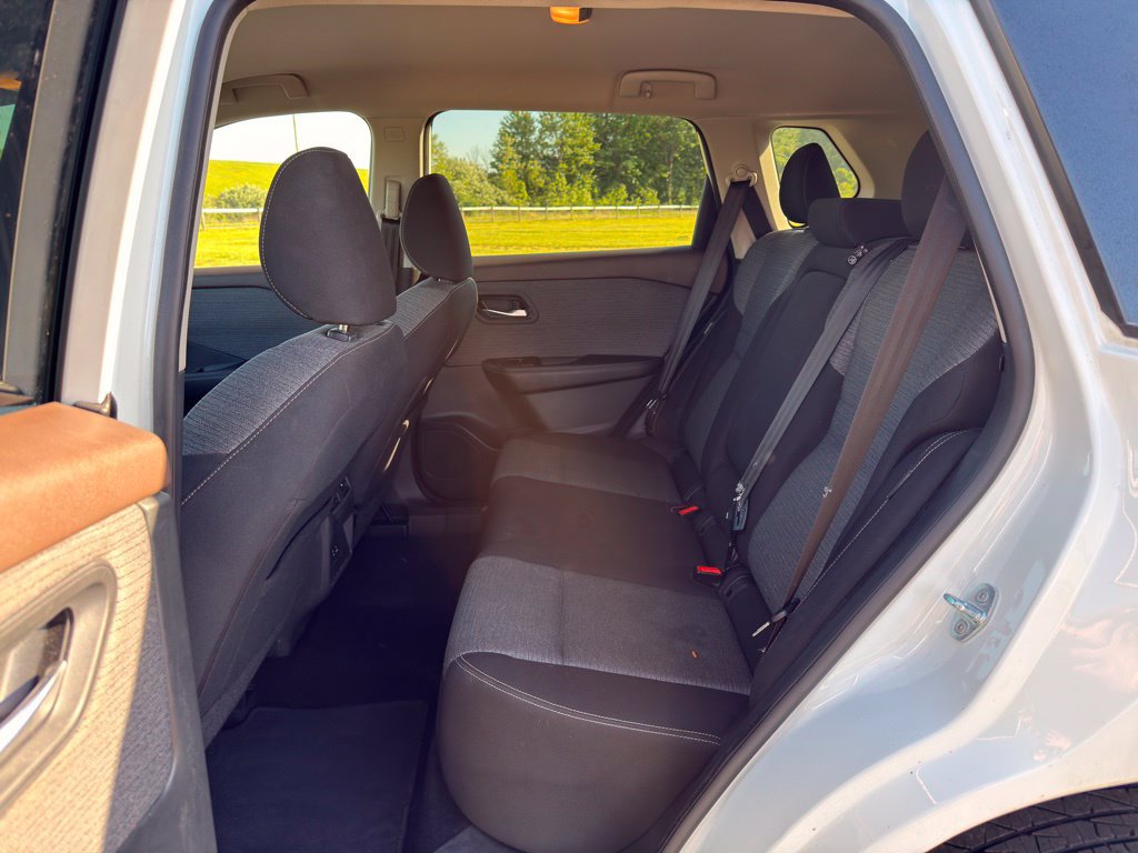 Used 2021 Nissan Rogue SV AWD/4WD image 27