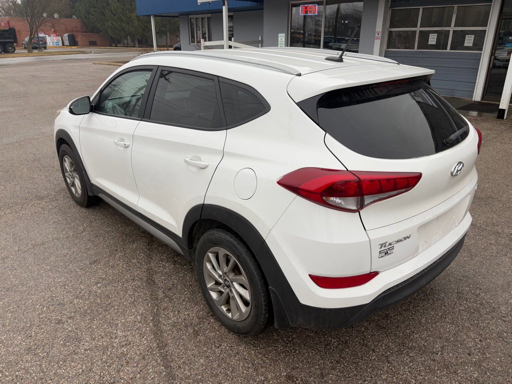 Used 2017 Hyundai Tucson SE image 6
