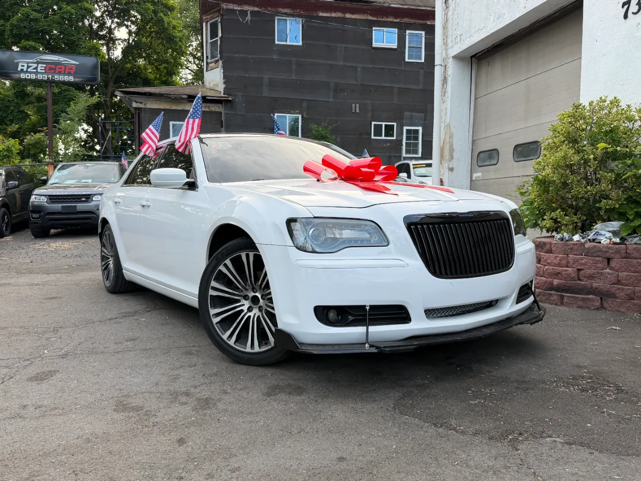 Used 2012 Chrysler 300 S RWD image 21