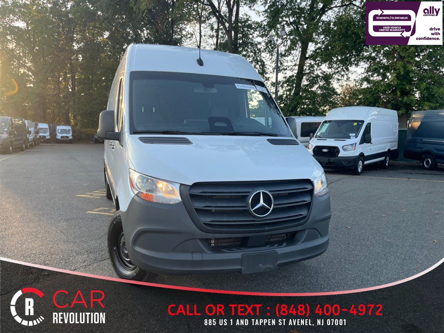 Used 2025 Mercedes-Benz Sprinter 2500 image 2
