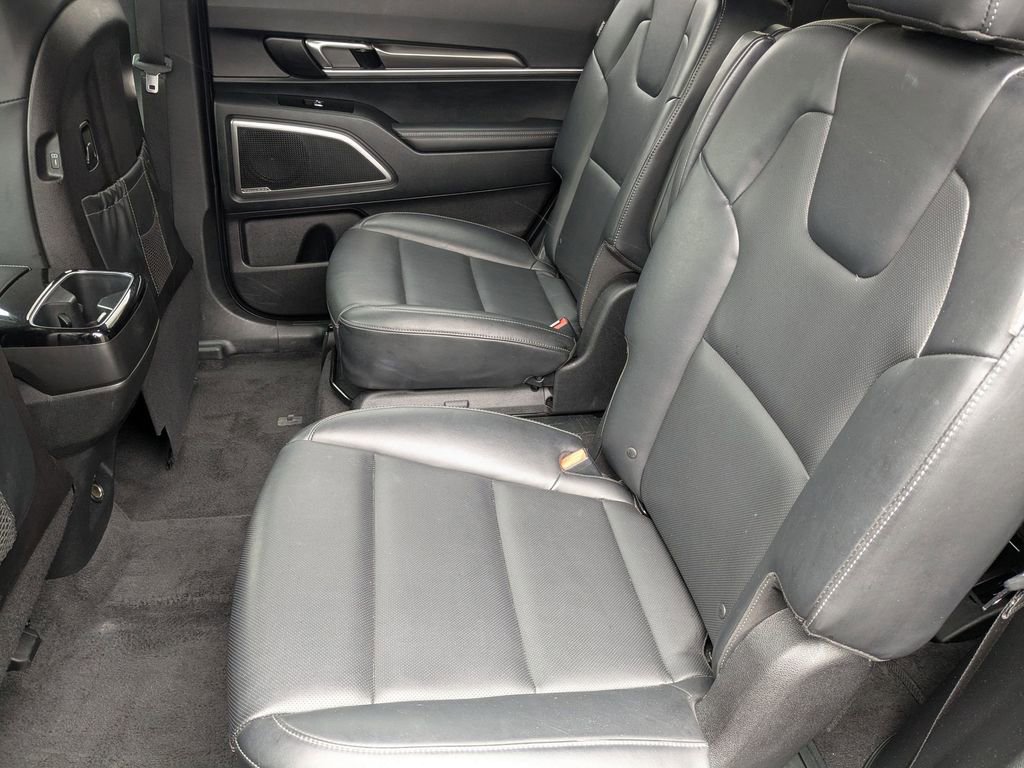Used 2025 Kia Telluride S image 27