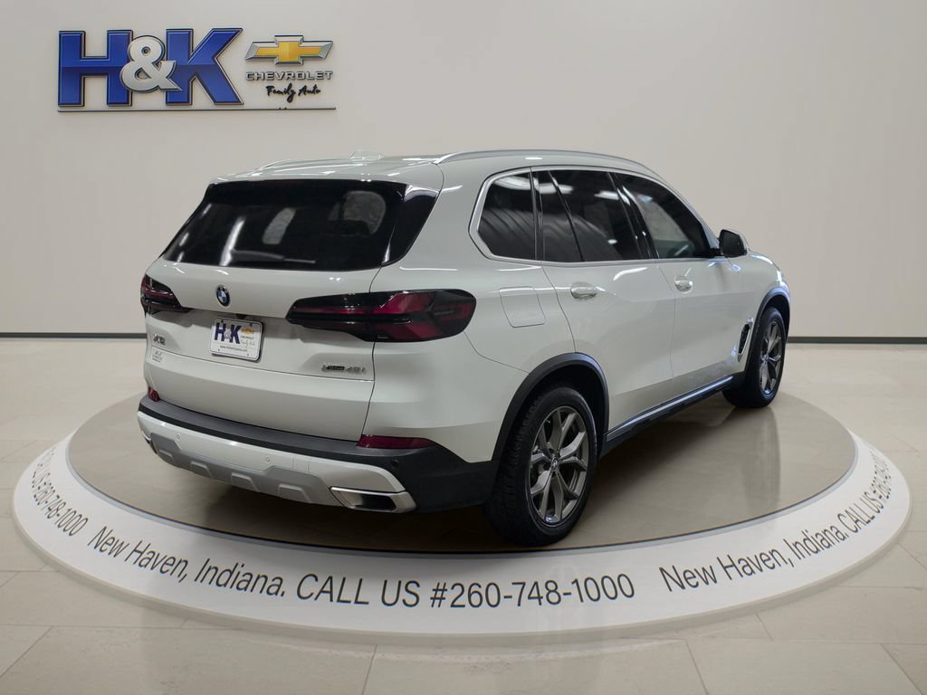 Used 2024 BMW X5 xDrive40i AWD/4WD image 6