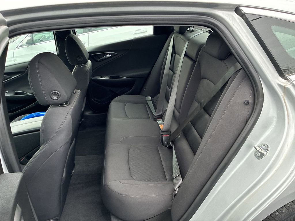 Used 2021 Chevrolet Malibu LT image 18