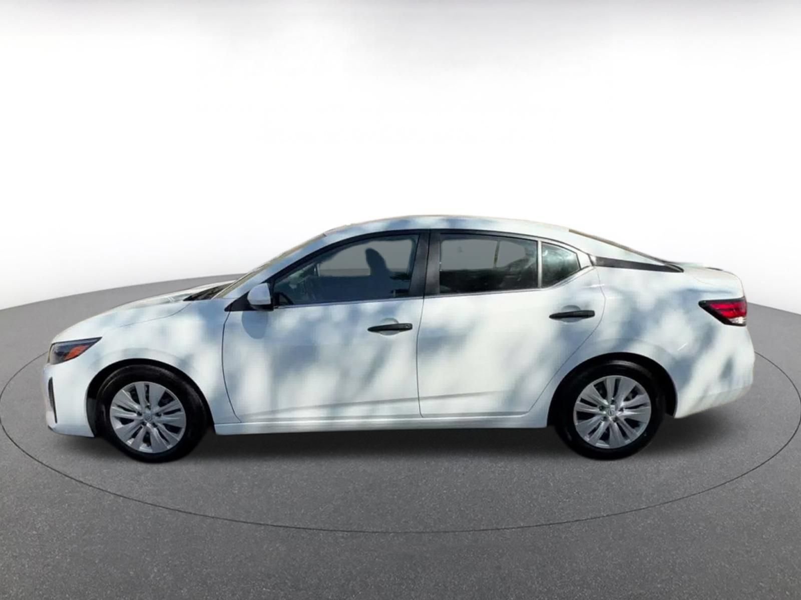 Used 2025 Nissan Sentra S FWD image 8