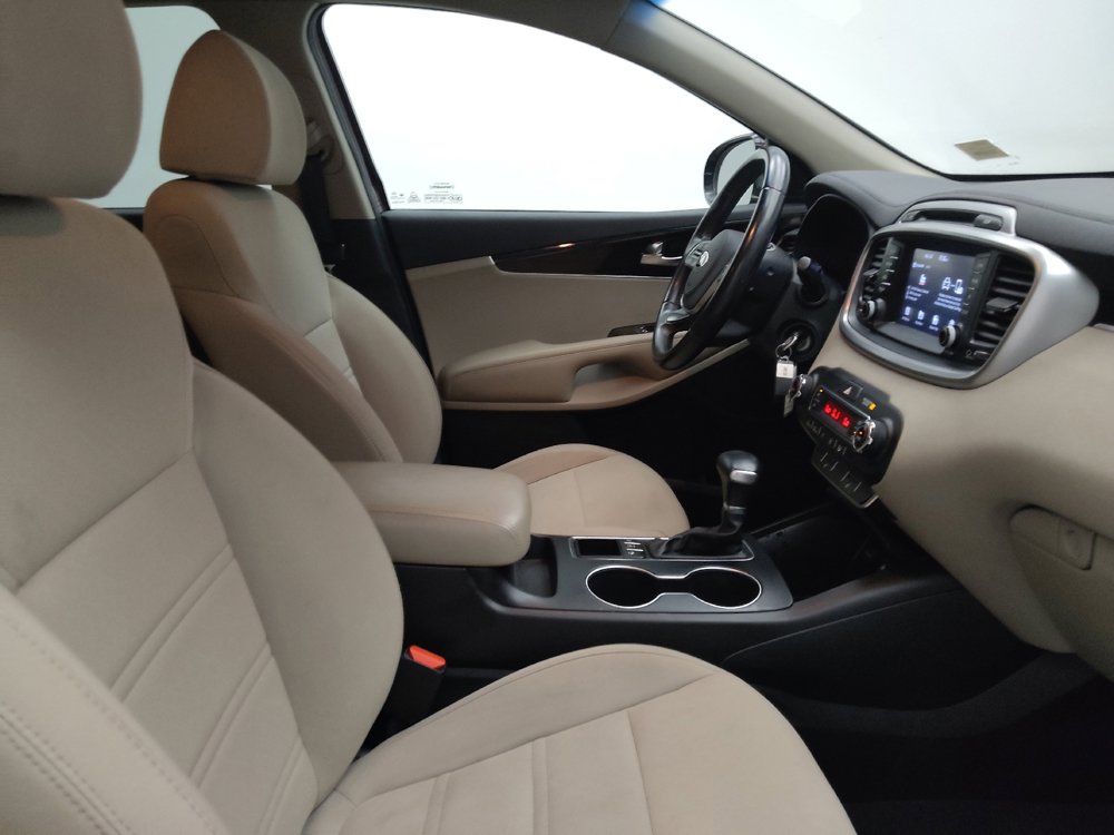 Used 2019 Kia Sorento AWD w/ LX Convenience Package image 21