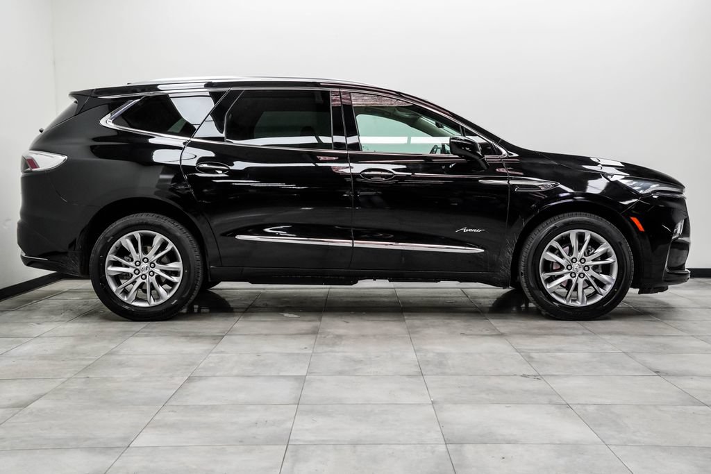 Used 2023 Buick Enclave Avenir w/ Avenir Technology Package AWD/4WD image 7