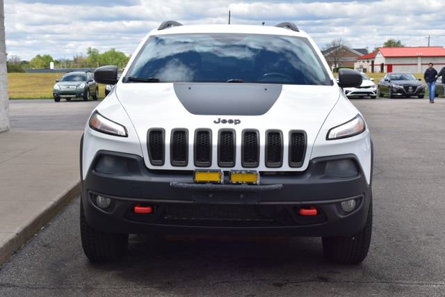 Used 2018 Jeep Cherokee Trailhawk w/ Cold Weather Group AWD/4WD image 11
