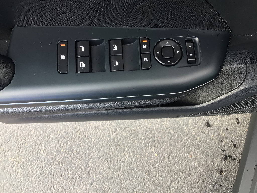 New 2026 Kia K4 LXS image 8