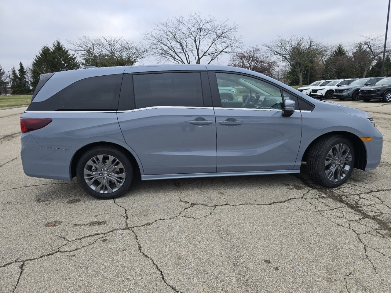 New 2026 Honda Odyssey Touring image 21
