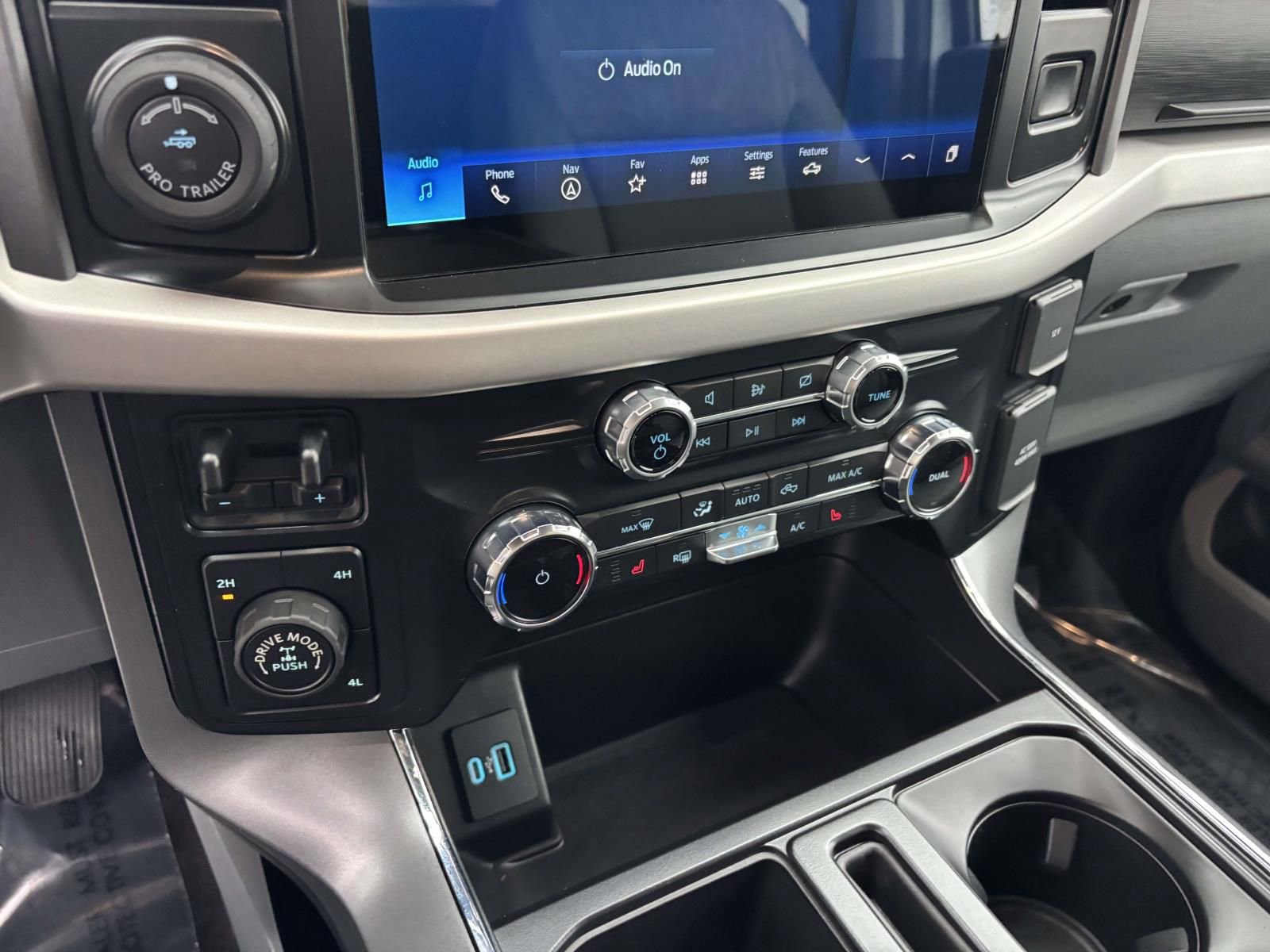 Used 2022 Ford F150 XLT w/ Equipment Group 302A High image 23