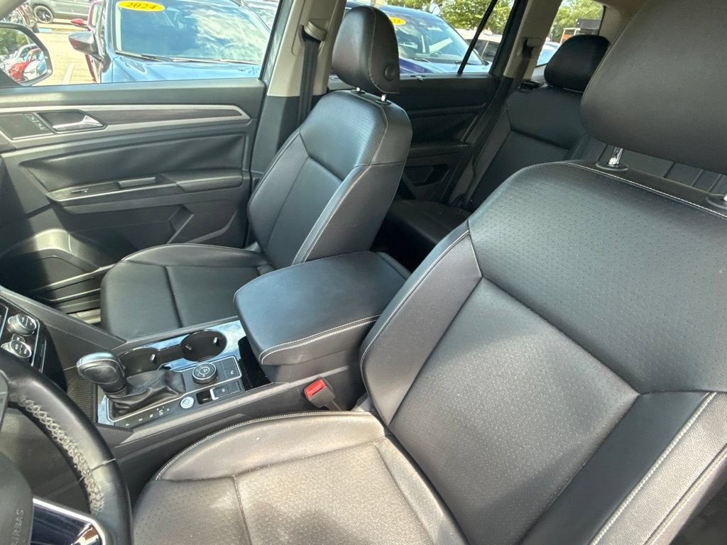 Used 2021 Volkswagen Atlas SEL AWD/4WD image 13