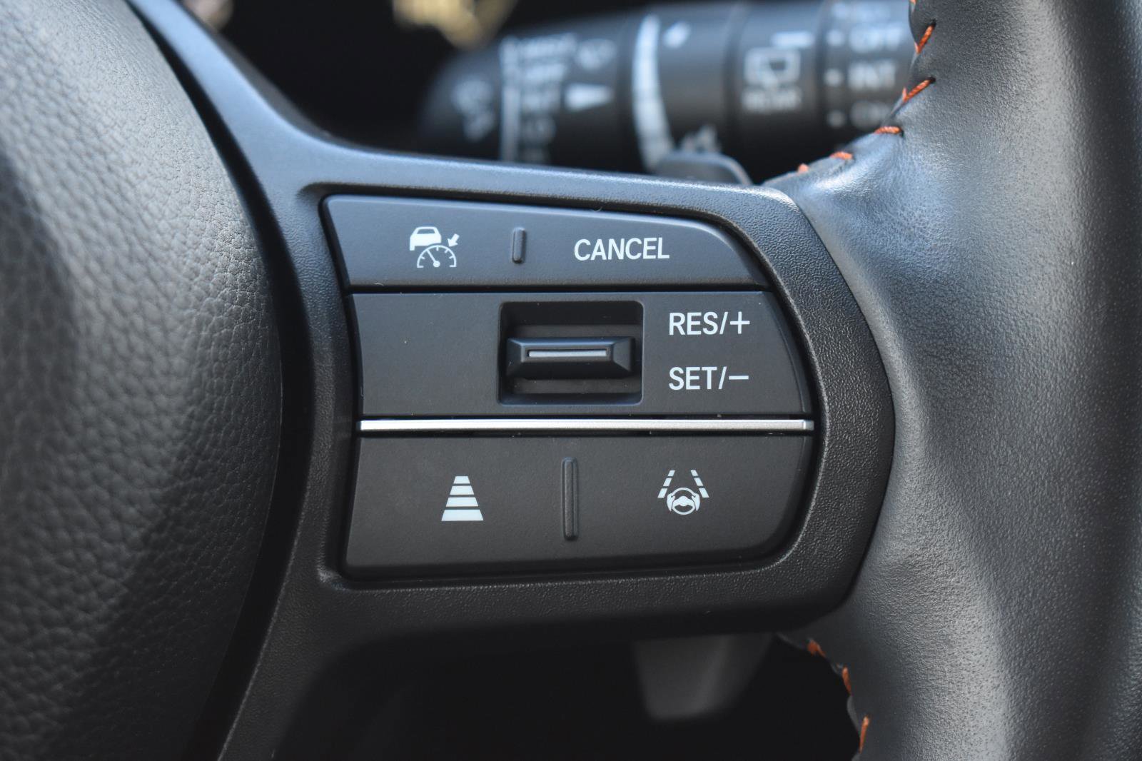 Used 2025 Honda CR-V Sport-L image 8