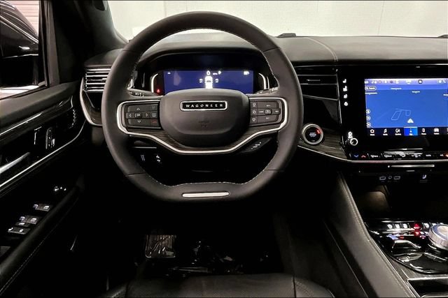 Used 2022 Jeep Wagoneer Series II AWD/4WD image 6