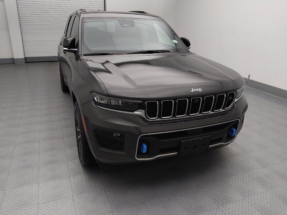 Used 2022 Jeep Grand Cherokee Overland w/ Advanced Protech Group III image 14