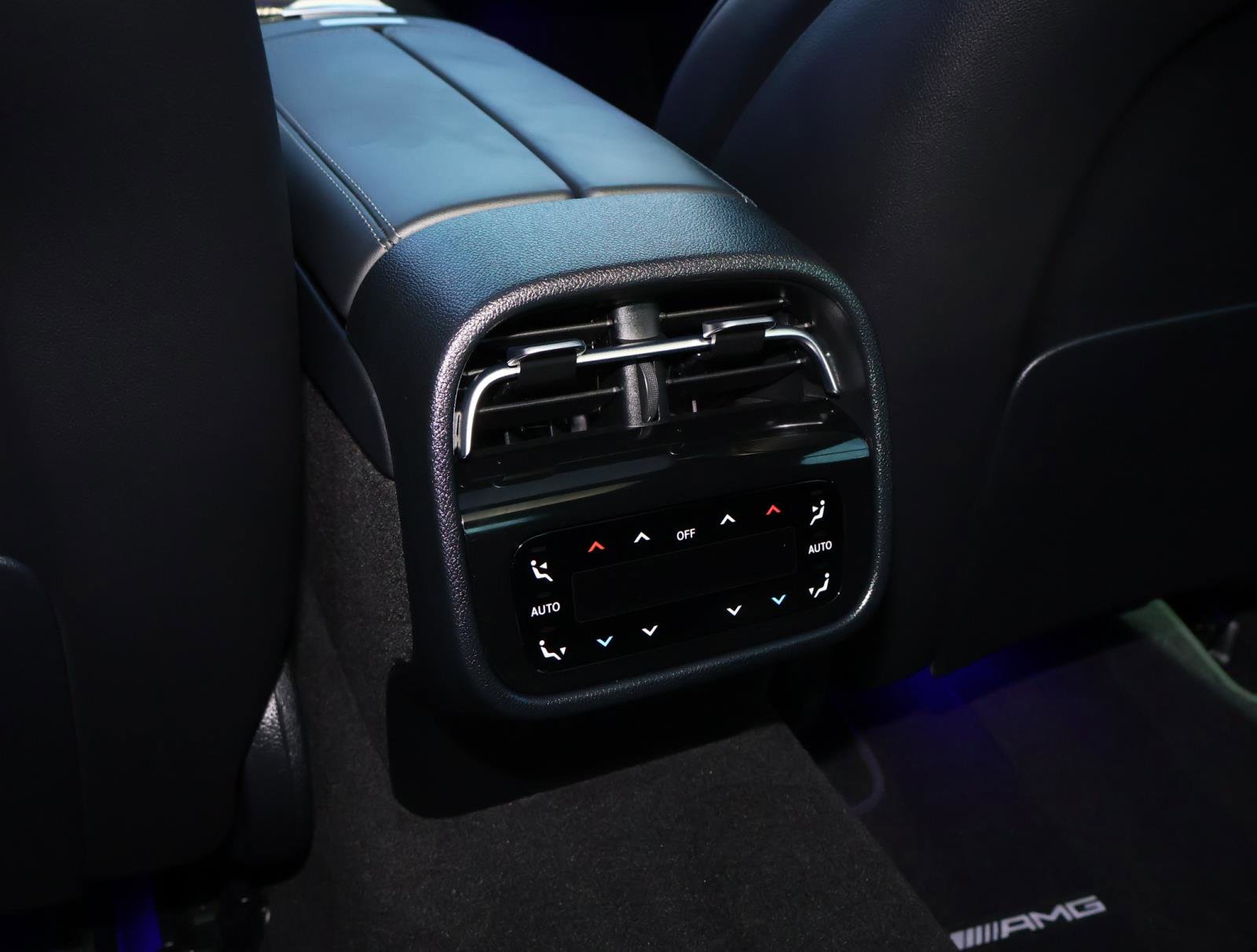 Used 2026 Mercedes-Benz E 53 AMG e 4MATIC Sedan image 16