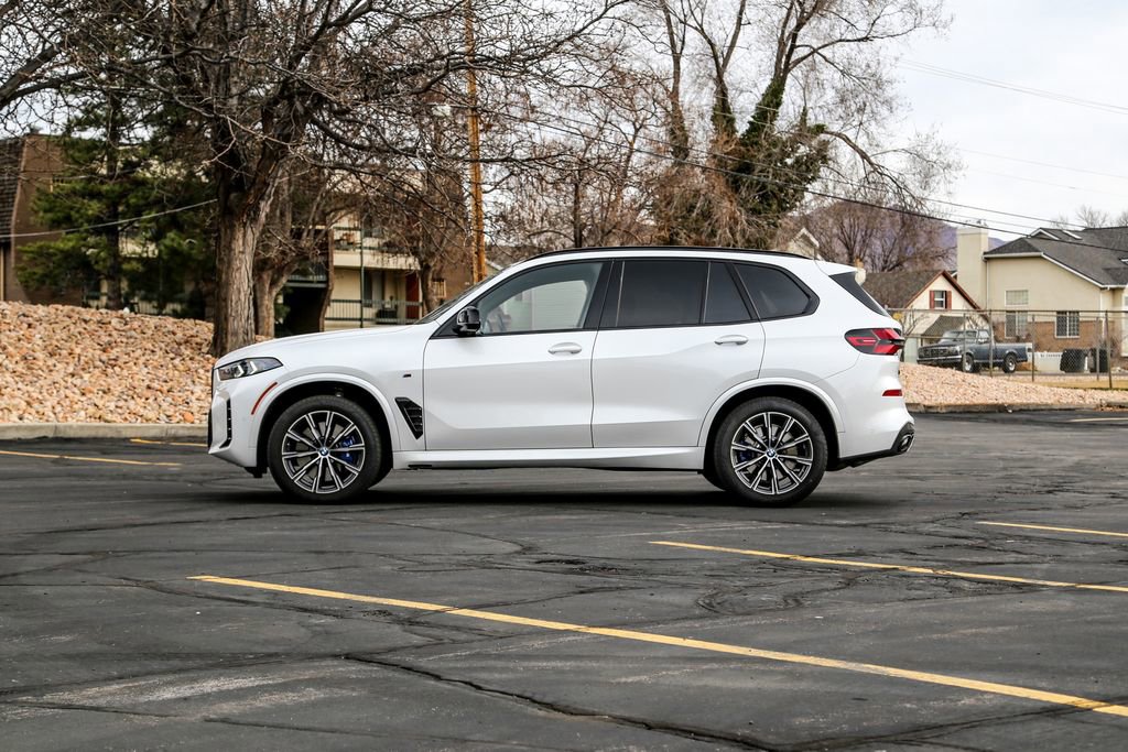 Certified 2025 BMW X5 M60i image 2
