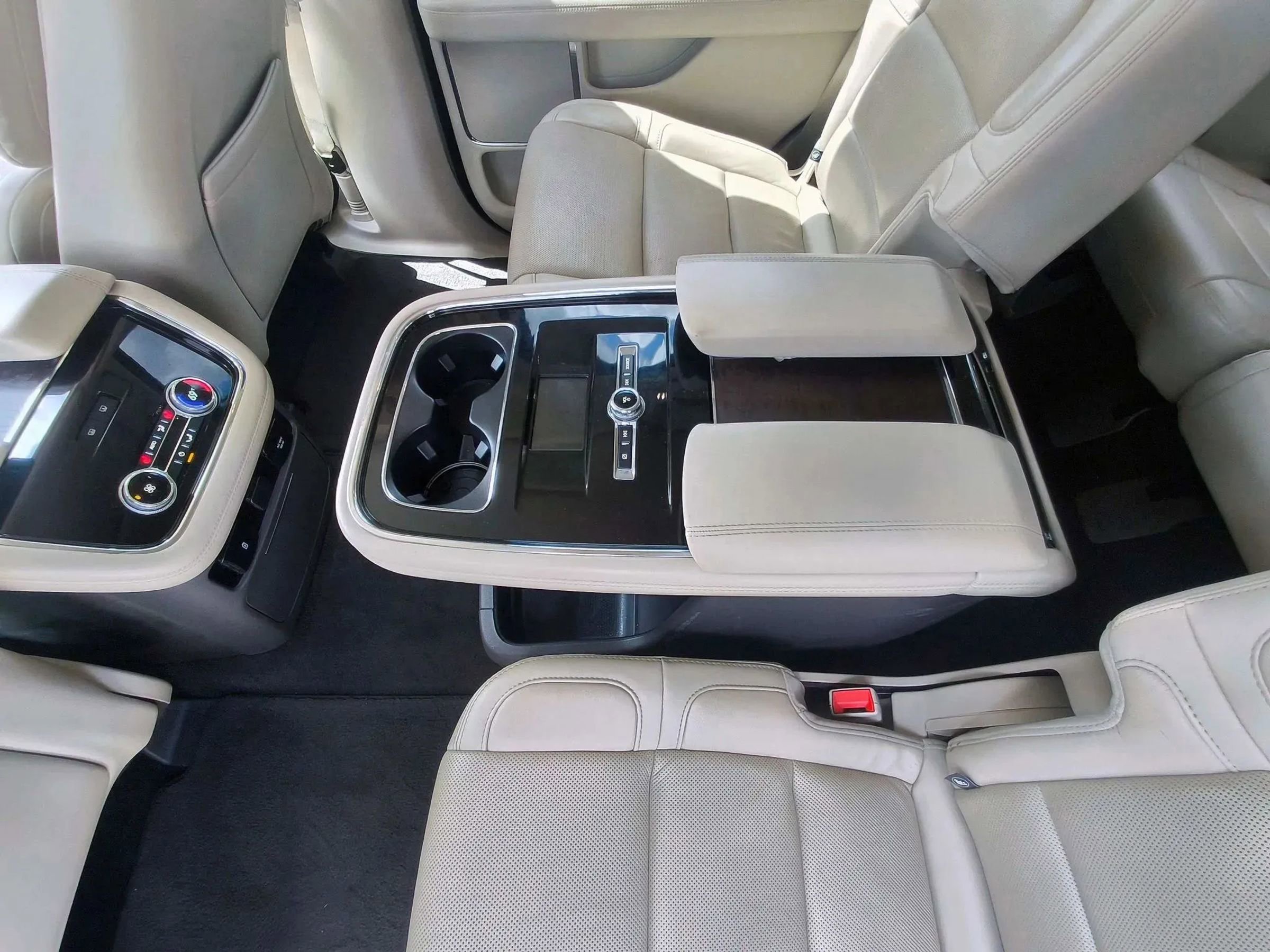 Used 2020 Lincoln Navigator Reserve w/ Equipment Group 201A Reserve RWD image 34
