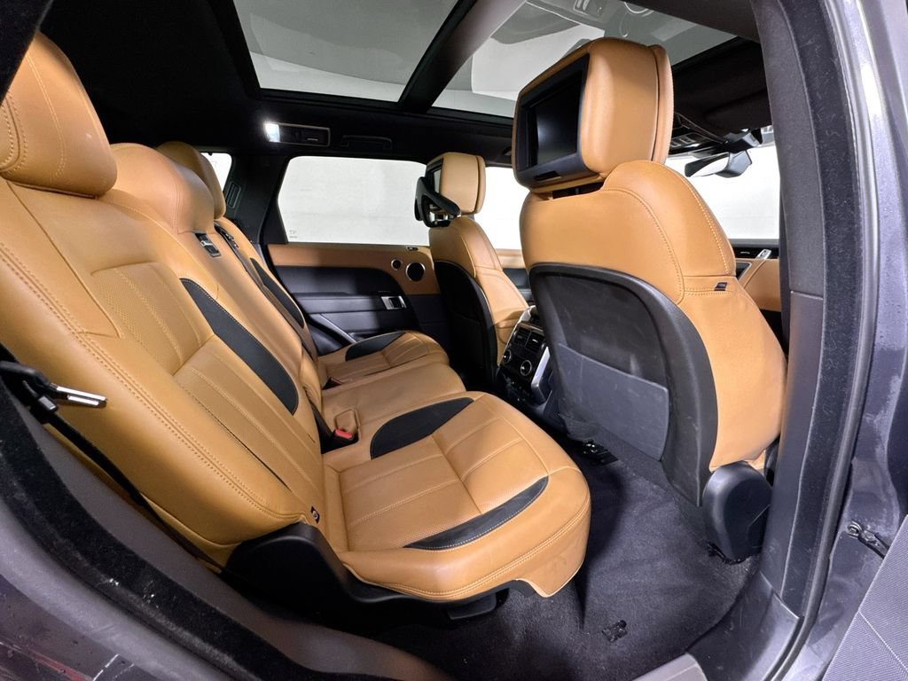 Used 2019 Land Rover Range Rover Sport SE AWD/4WD image 29