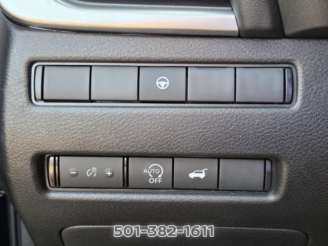 Certified 2026 Nissan Rogue SV FWD image 30